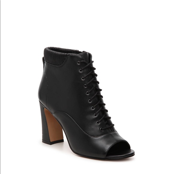 Vince Camuto Shoes - NWOB Vince Camuto Cleia Bootie